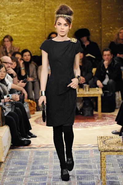 Look 14